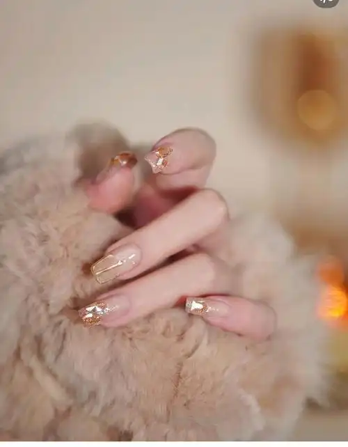 温柔风美甲渐变