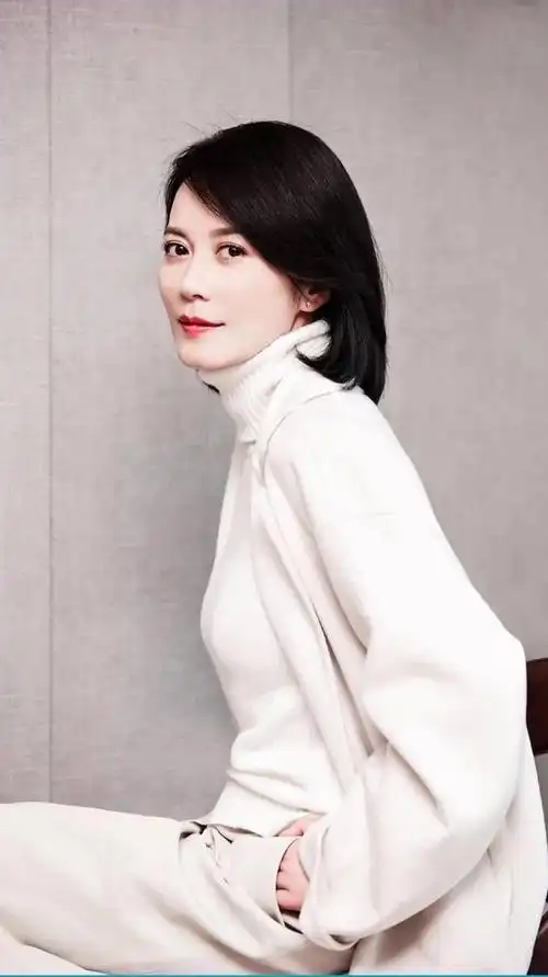 回顾演员俞飞鸿长得漂亮戏也好为人低调不张扬追求平淡生活