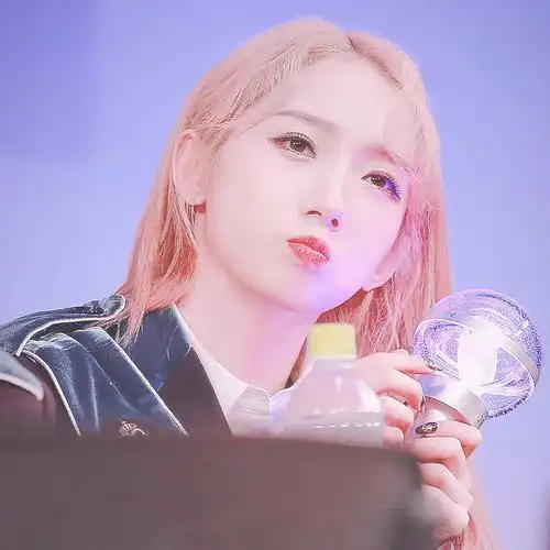 宇宙少女:孟美岐