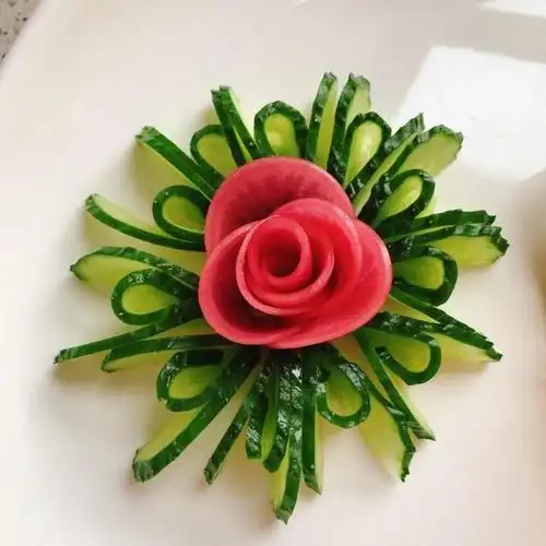 黄瓜摆盘,给餐盘来点小情调