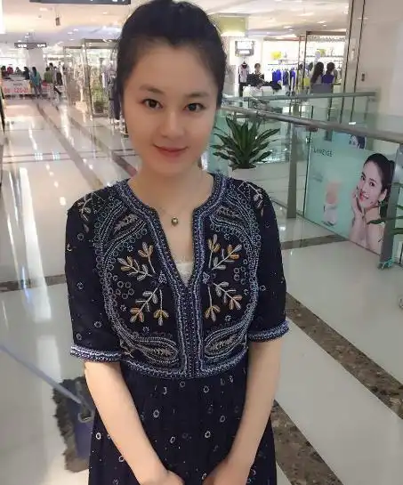 38岁离异女征婚照片(id:102036986)_广东深圳征婚交友_珍爱网