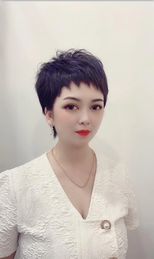 越剪越显小发型31款时尚立体显脸小爱美女性都喜欢