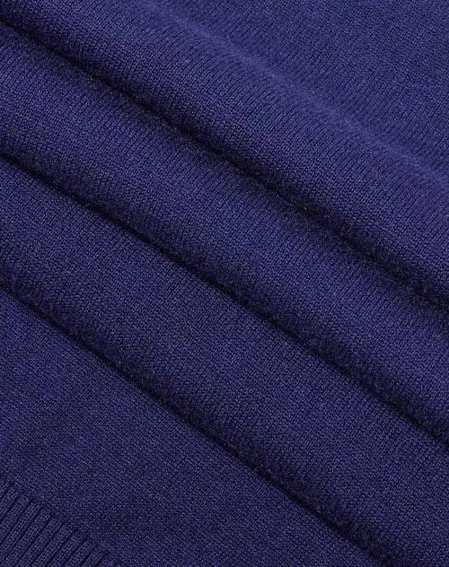 深紫蓝色圆领简约长袖羊毛衫