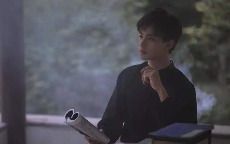 九万字双声道耳机向黄诗扶妖扬