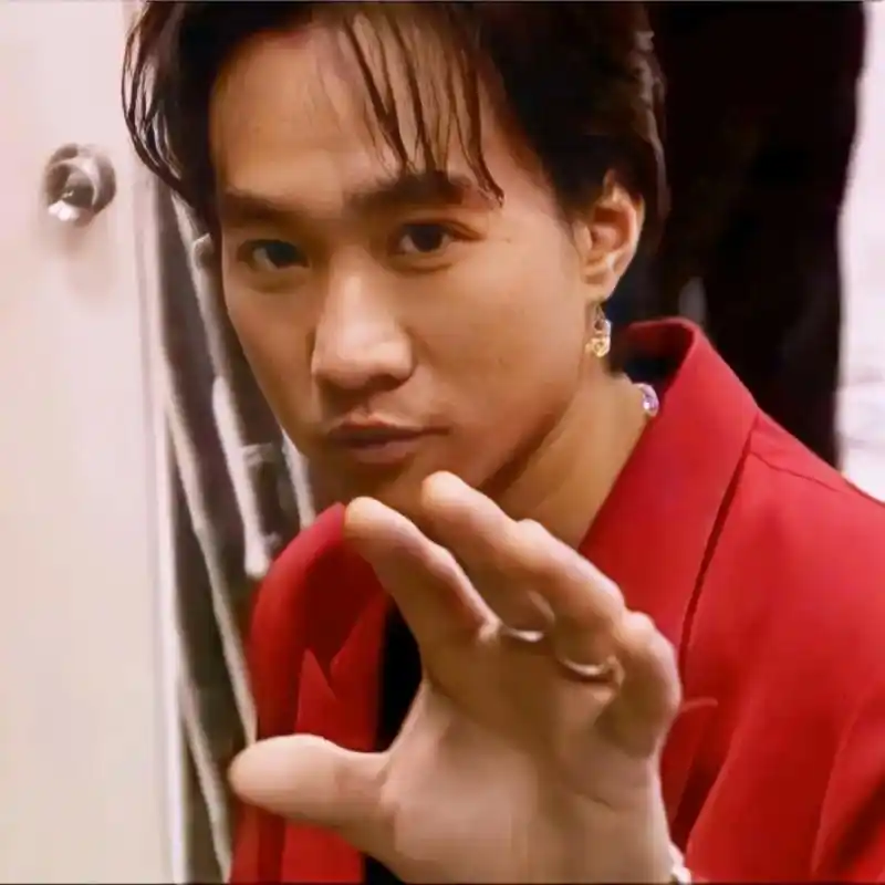 一些帅照,生日快乐,永远年轻!#黄家驹 #beyond #老 - 抖音