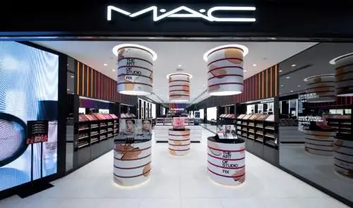 mac魅可一日店长黄婷婷陆婷热依扎王晨艺空降南京西安重庆三城尽现绒