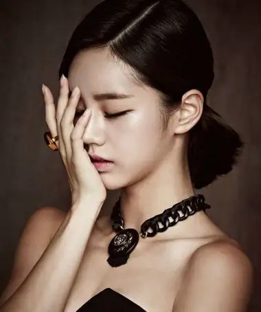 学生怎样扎马尾辫好看 学生短马尾怎么扎