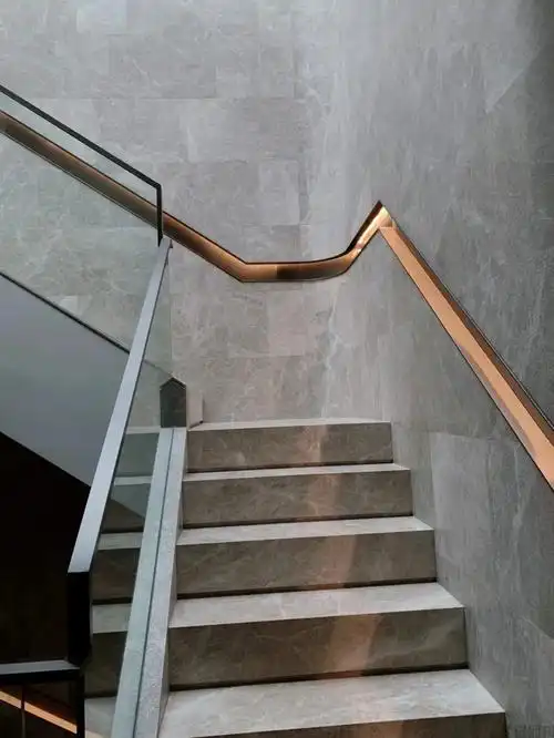 大理石楼梯踏步横头怎么做,即实用又美观