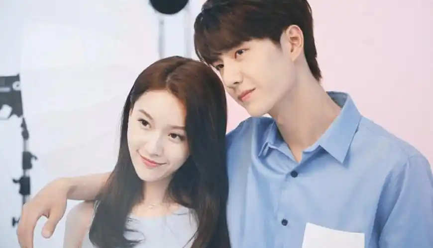 本以为赵今麦是最红的"小魔仙",谁知也火了,还和王一博拍吻戏_王子璇