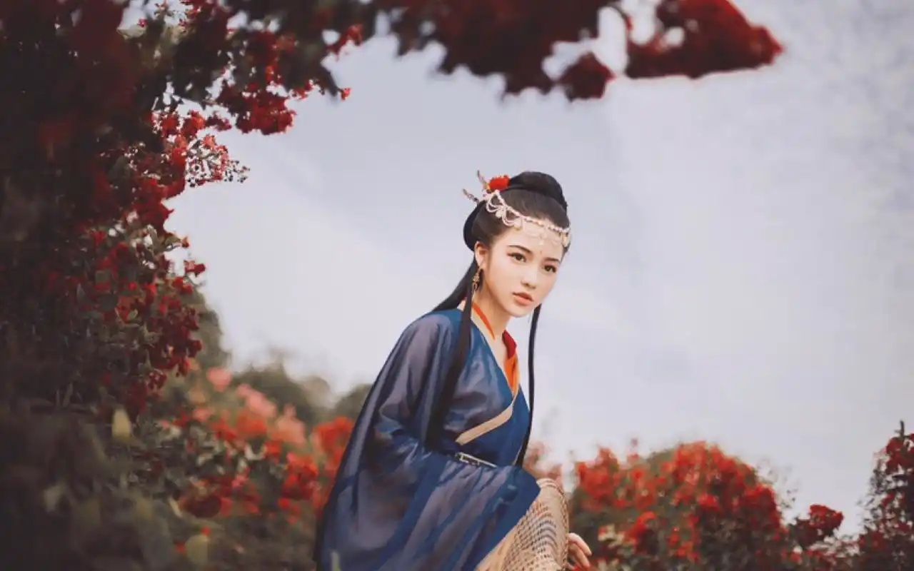 绝色倾城古装美女写真图片电脑壁纸