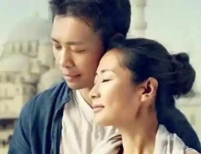 演员张译:成名之后也曾遭遇婚姻危机,他的做法值得男人们学习_钱琳琳