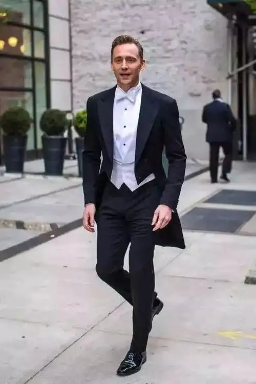 年会男士晚礼服