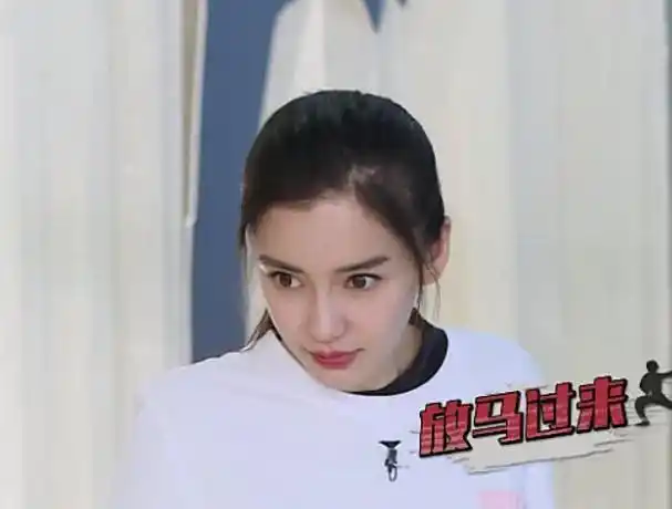 王彦霖称自己为"小海绵",这时谁注意baby的表情,太真实