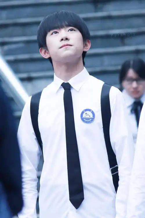 易烊千玺 #tfboys 超少年密码拍摄花絮 高清 帅气