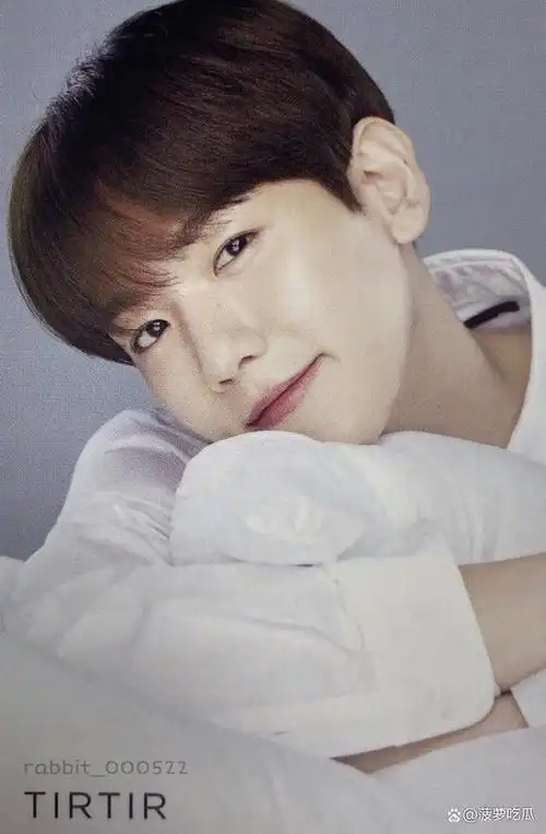 边伯贤退伍,发文称回来了,期待其回归后首次直播