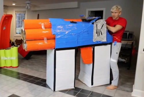 世界上最大的玩具枪威力到底有多大老外亲测结果实在太意外