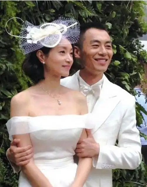 朱亚文沈佳妮低调完婚 朱亚文老婆是谁