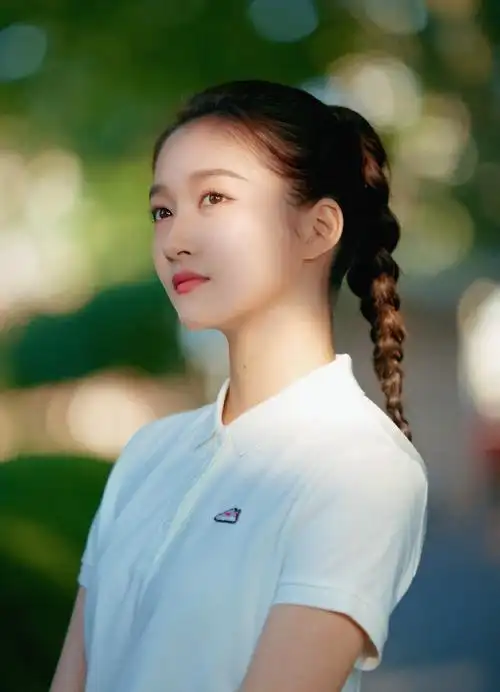 关晓彤清新马尾辫写真图片35