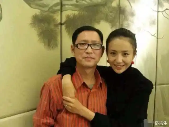 佟丽娅陈思诚爱情渐远,这个男人的爱却不动如山