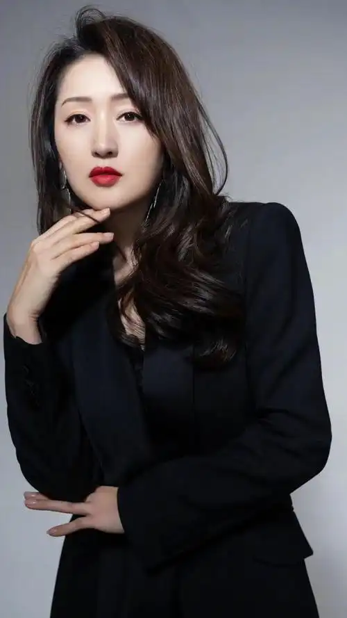 明星图集――杨钰莹!__财经头条