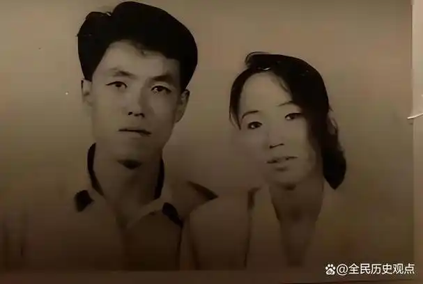 了成婚了,谁知道这段感情之维持了短短一年,两人就因为工作原因离婚