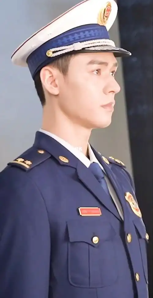 龚俊你好火焰蓝