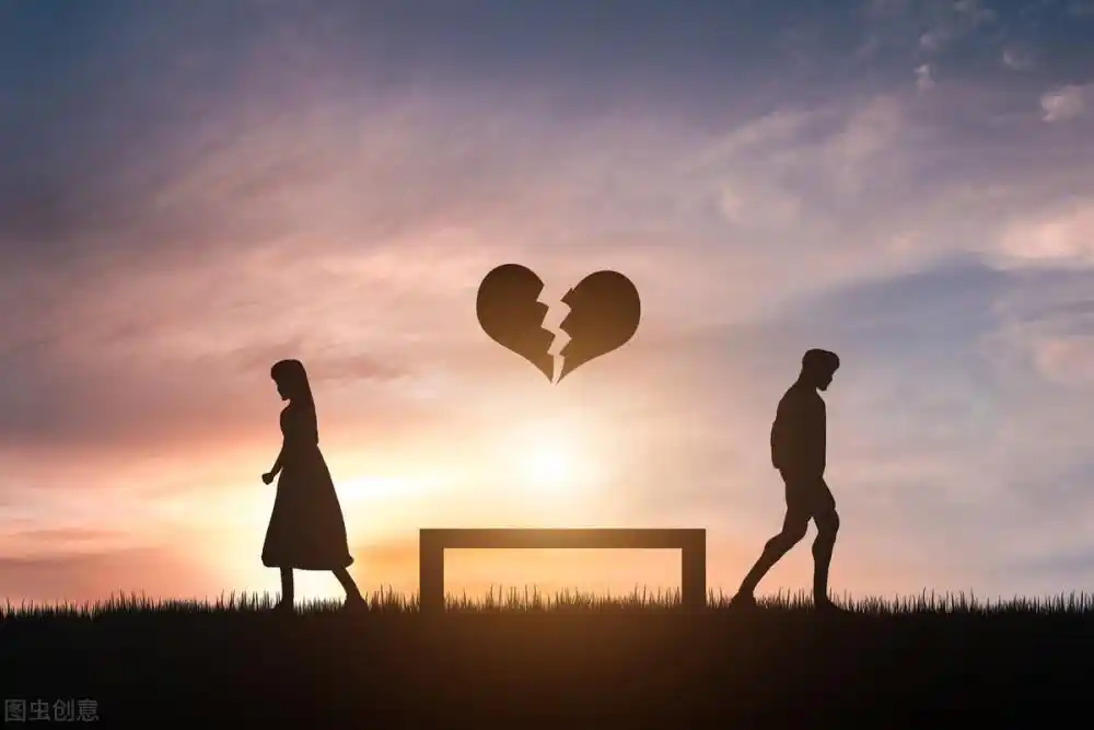 情侣二人婚前各自抢着出钱买房,却为此闹起了分手,怎么办?_腾讯新闻