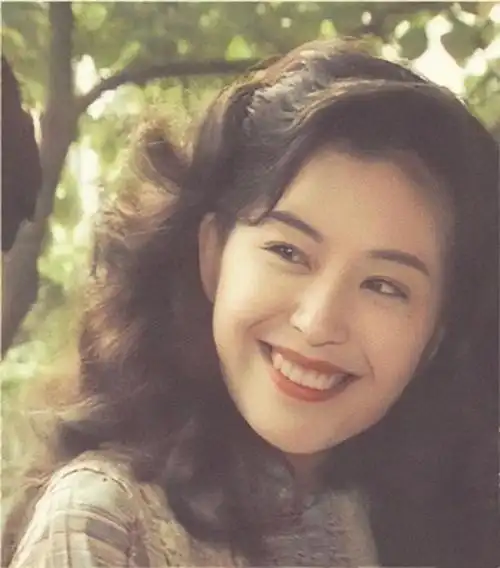 伍咏薇年轻时的美图|粤语歌曲|华语音乐_网易订阅