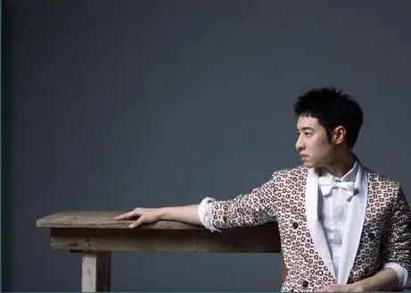 谁有潘玮柏这章大点的照片