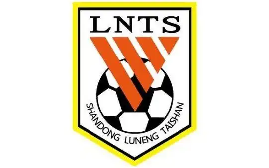 与旧版队徽相比,山东泰山的新队徽并未在图案上做出明显变化,延续了