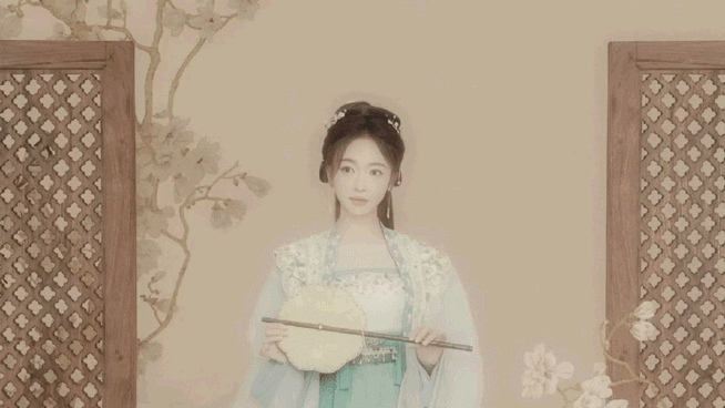 吴谨言清丽绿衣