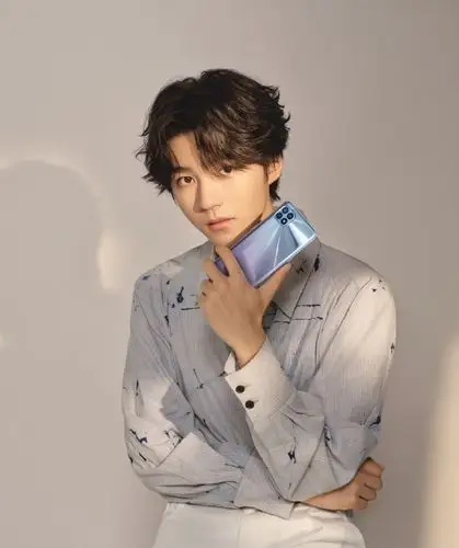 王俊凯助力超级闪充新机opporeno4se确认9月21日发布