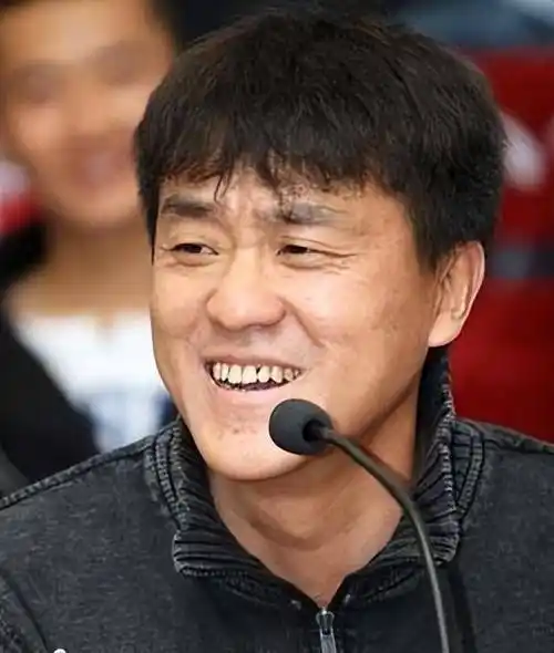 演员何冰:为何结婚几十年0绯闻?