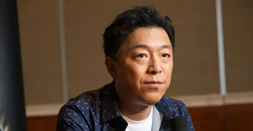 回顾光环之外的黄渤是个怎样的人