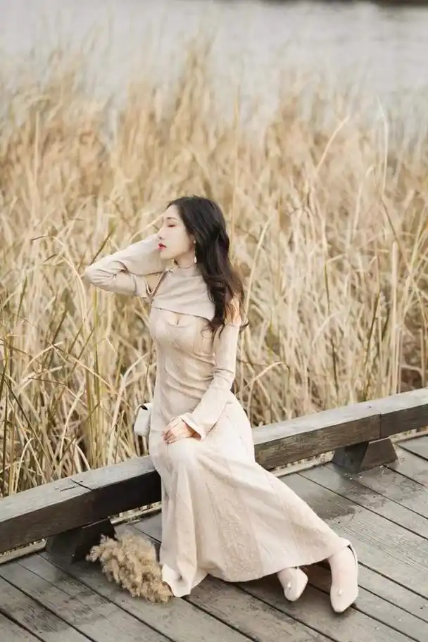 气质女性拍照技巧,7个有效摆姿,拍照优雅知性很有魅力