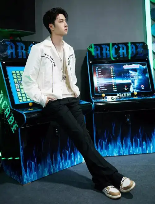 和王一博一起过中秋00