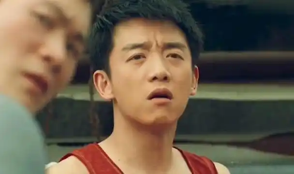 看了张艺谋对郑恺的评价才对他刮目相看原来王家卫没看走眼