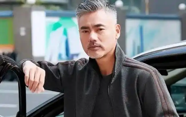 有哪些适合40岁男性的发型推荐