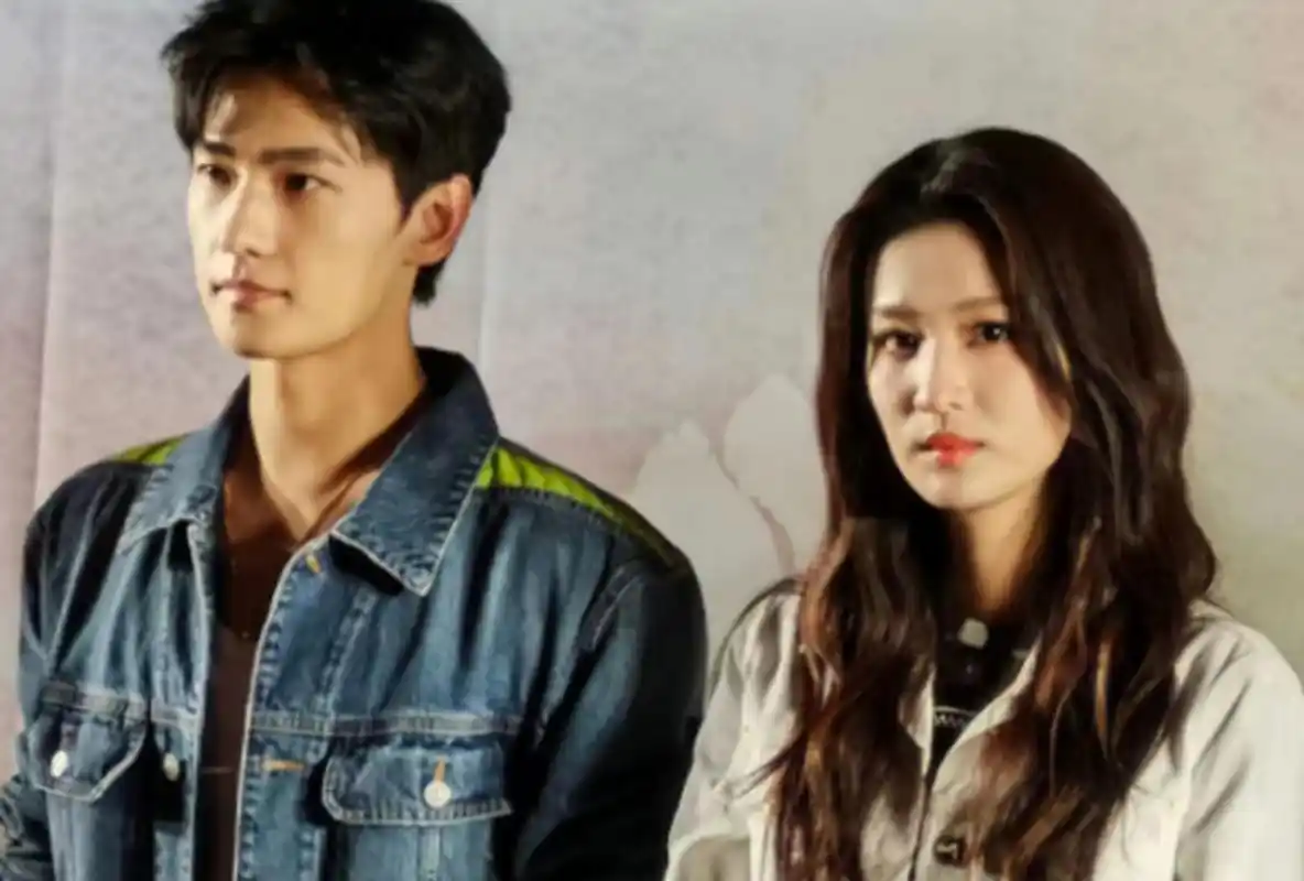 剧中男女主角杨洋和王楚然一起出席活动,这也是两人传出恋情后首次