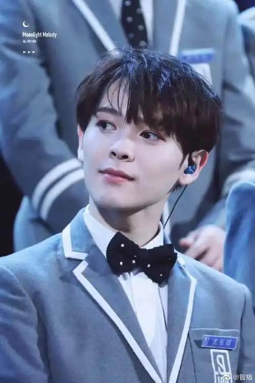 没见过的尤长靖##刚出道时期的尤长靖