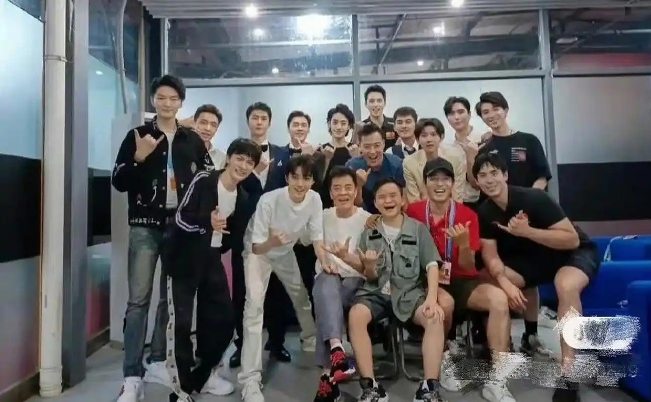 王俊凯,杨洋,王一博和于适,他们谁更高呢?