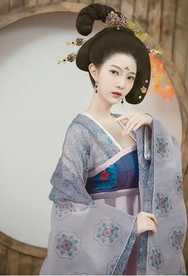 推荐5本零差评的穿越文,《侯府嫡妻》比《重生千金归来》还精彩