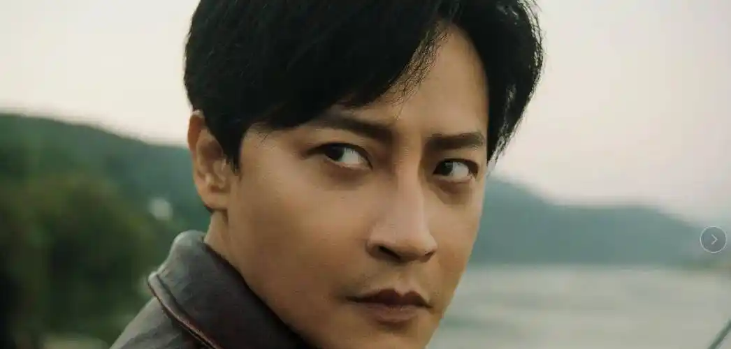 "小帅虎"陈志朋50岁再翻红:人生最大的幸运,是选择不认命_因为_对话