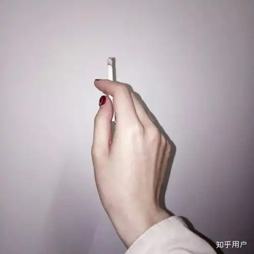 抽烟的女生是什么样的女生?