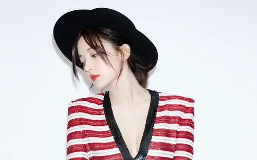 古力娜扎美艳图片壁纸38