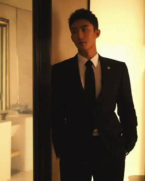 很好又被黄景瑜拿捏了##黄景瑜雪场生图