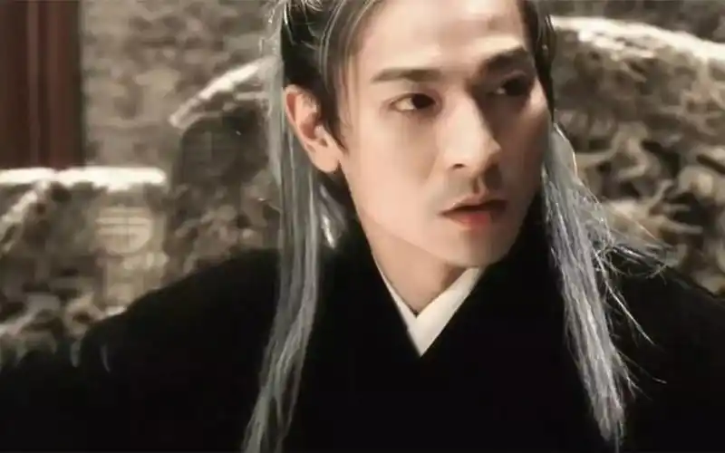 刘德华少数古装武侠片之一,一招"天外飞仙"当世无敌.