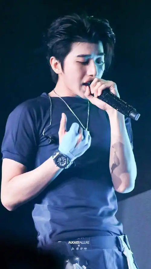 蔡徐坤##蔡徐坤ins