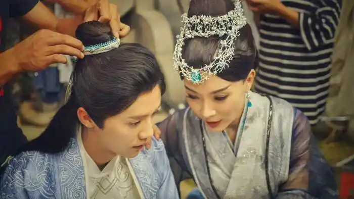 择天记鹿晗 饰 陈长生陈数 饰 圣后