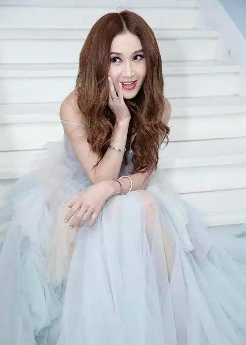 温碧霞入行前的故事,你知道吗?温碧霞的妲己,如何成就经典?